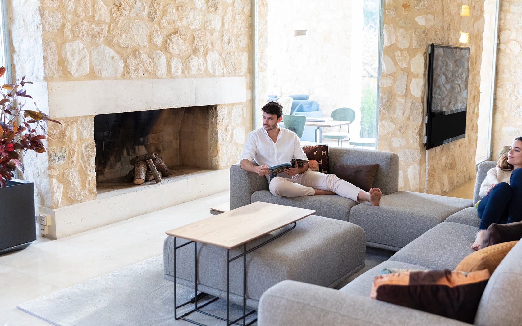 Klee Sofa Sectional
