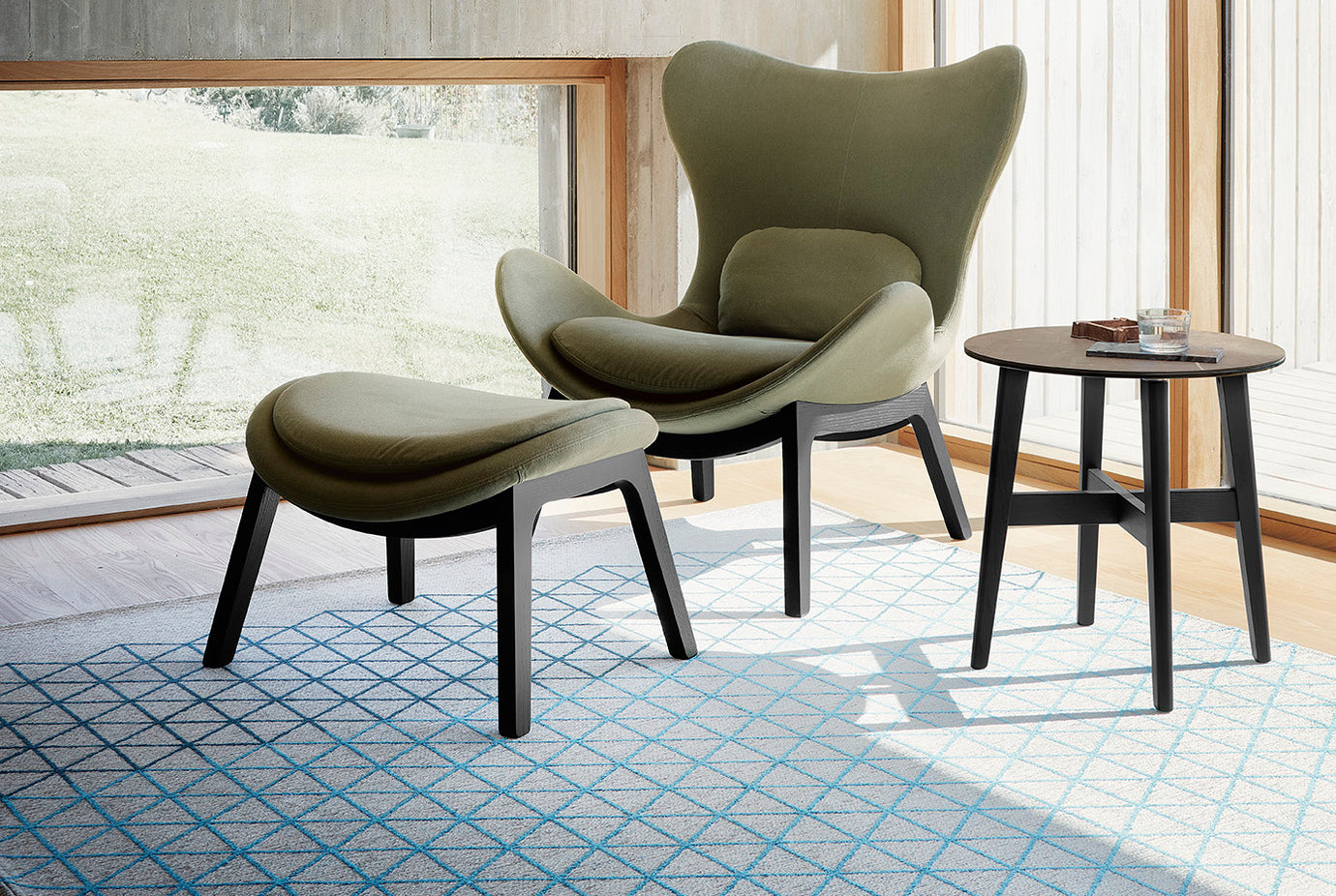 Benches & Ottomans