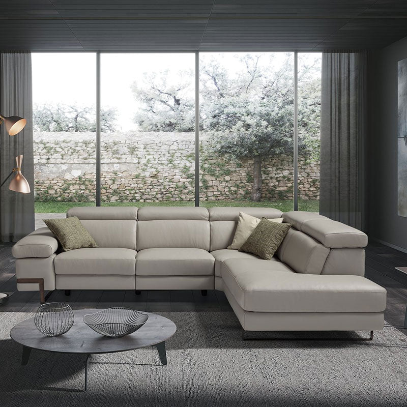 Zeus Sectional